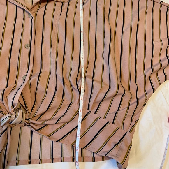 Hyfve  waist tie loose fit blouse, shirt, top, great with black shorts.like new - Picture 9 of 11